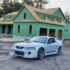 Meet your Posher, Martin